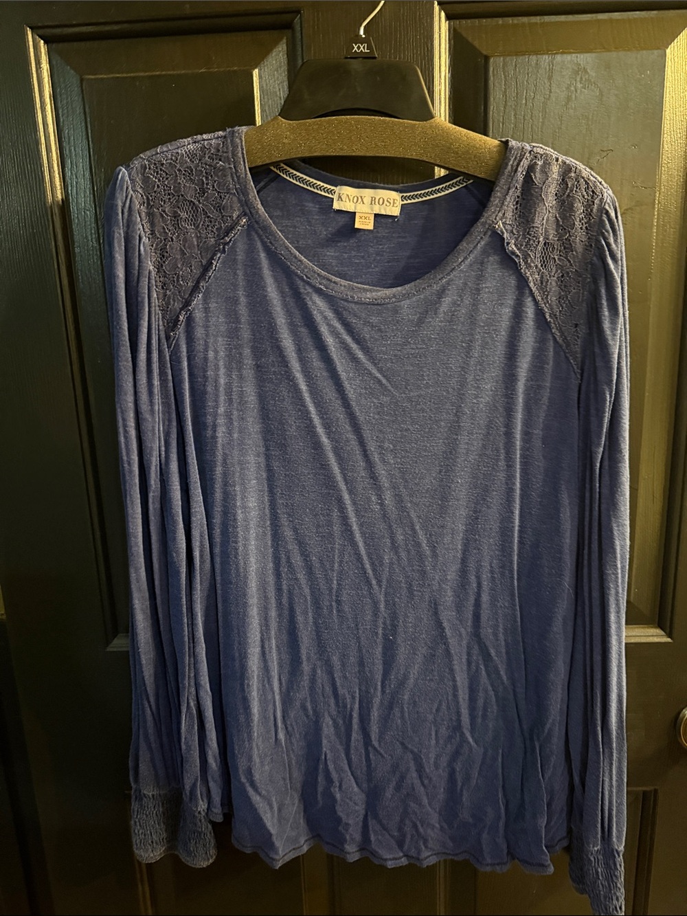 Knox Rose Women's Navy Lace-Shoulder Long Sleeve Tee
